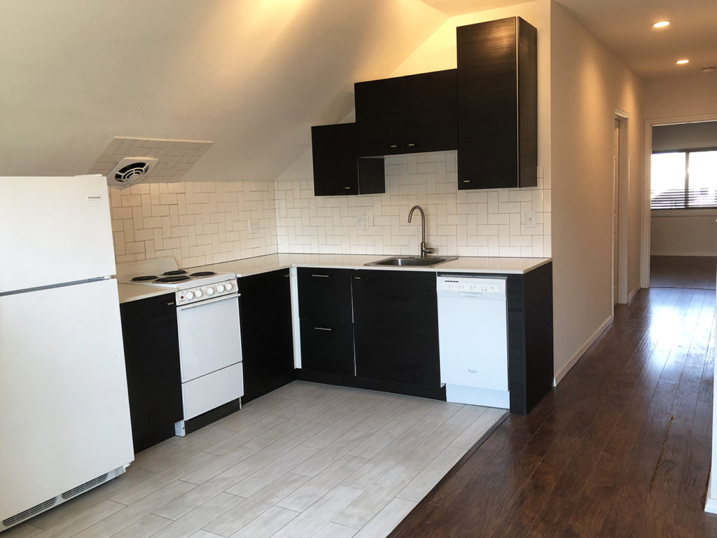 L-shaped kitchen