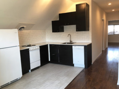 L-shaped kitchen
