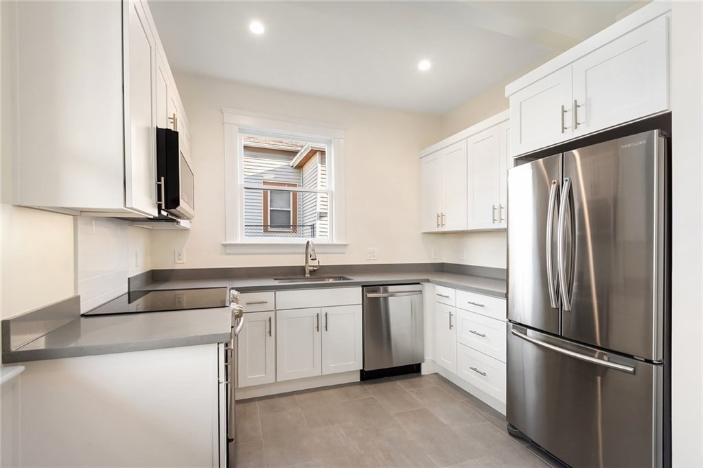 lower kitchen